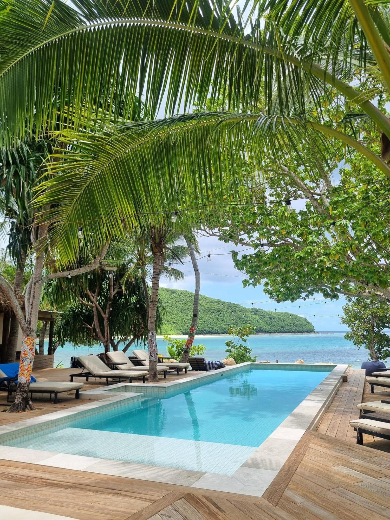 Resort Mantaray Island