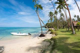 Resort Mango Bay Namatakula