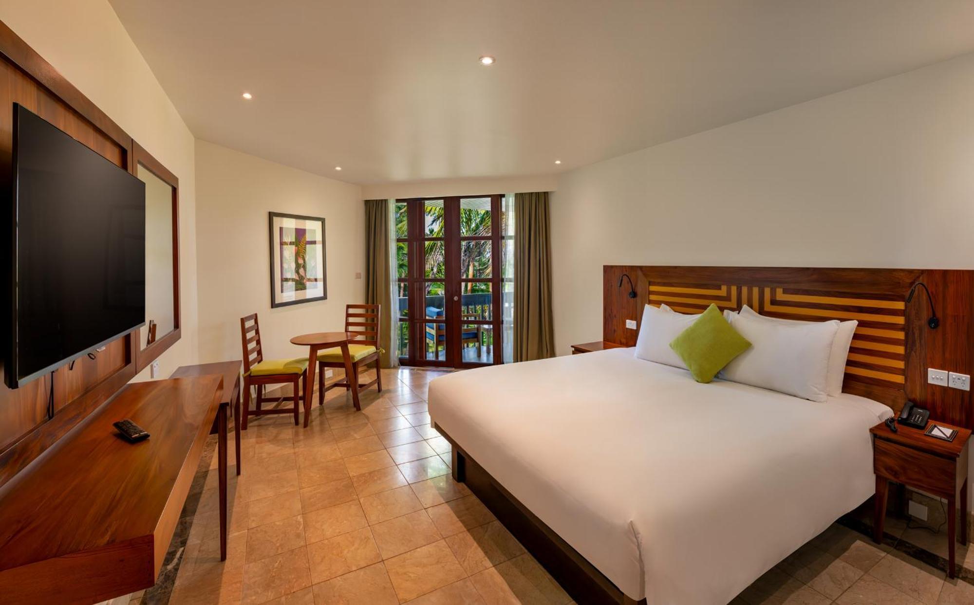 The Warwick Fiji 5* Korolevu (Viti Levu)