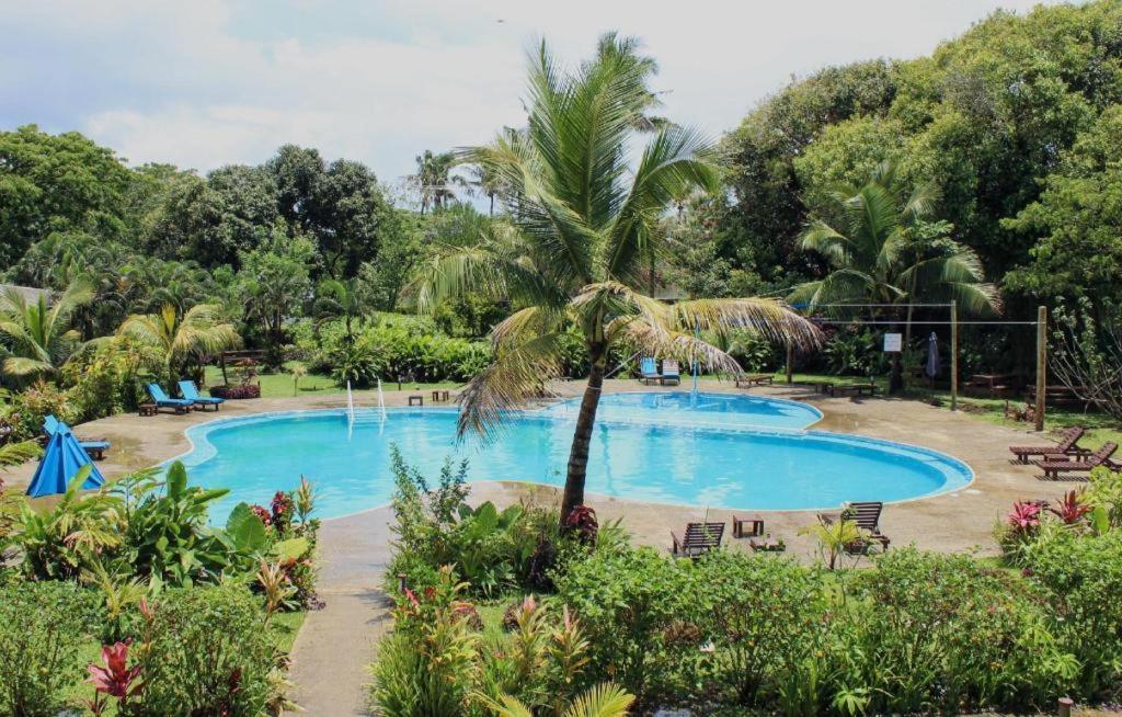 Resort Blue West