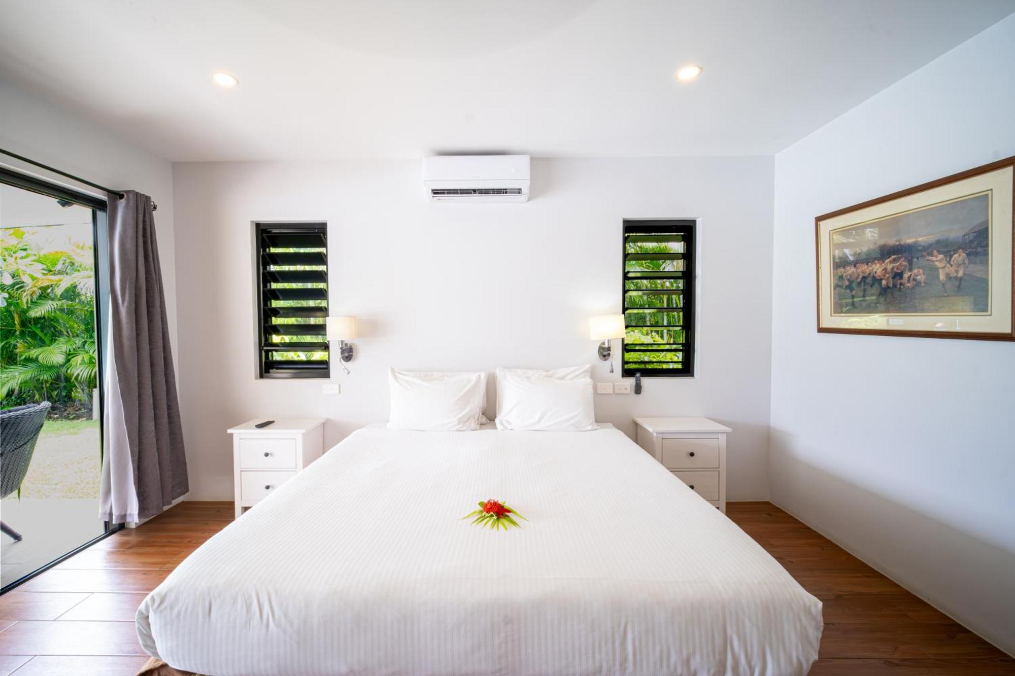 Naisoso Island - Fiji Villa *