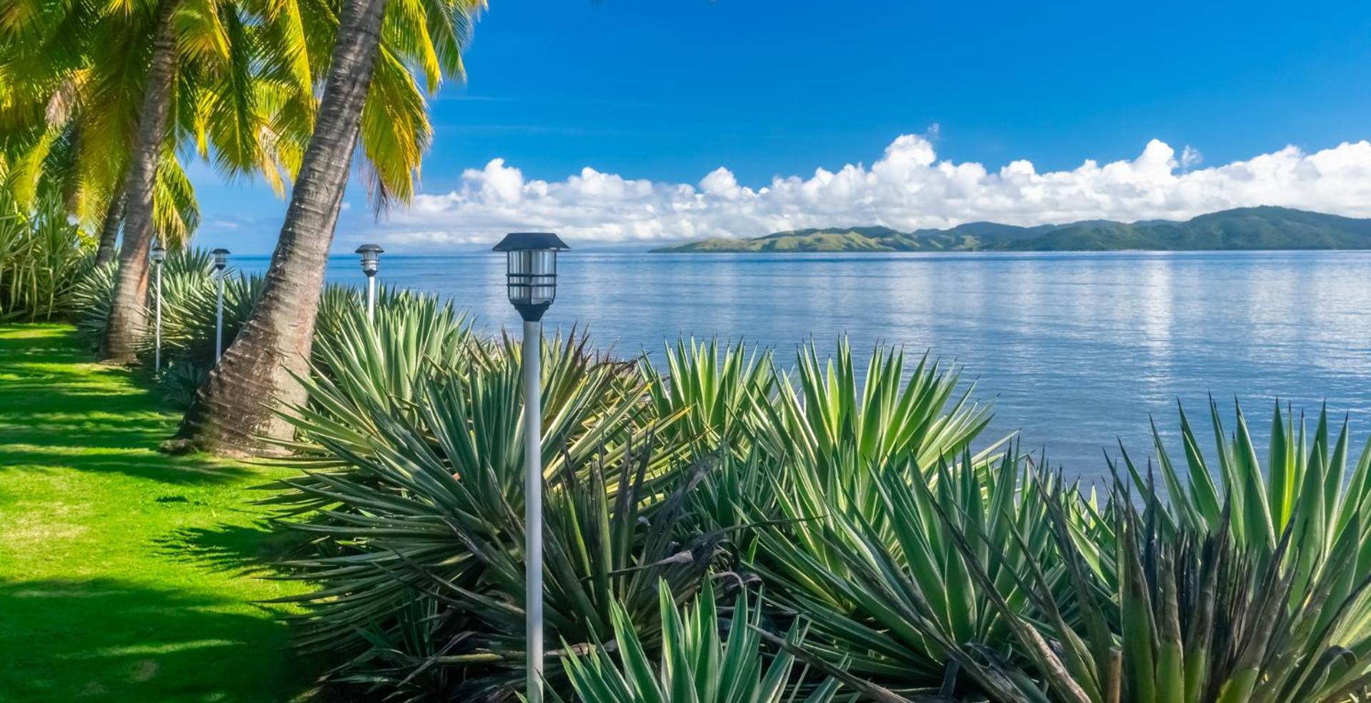 Aroha Taveuni Beachfront Bures Hotel