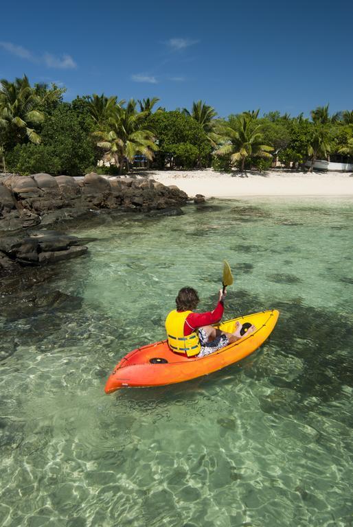 Barefoot Manta Island Resort