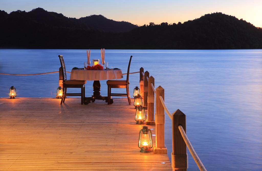 Matangi Private Island - Adults Only