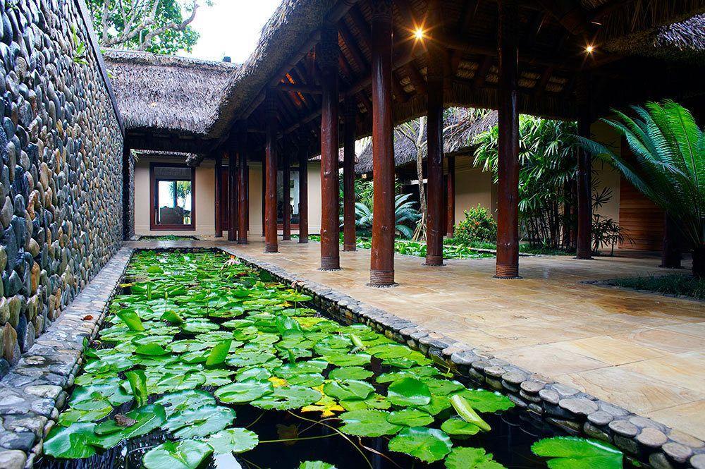 Resort Nanuku, Collection 5*