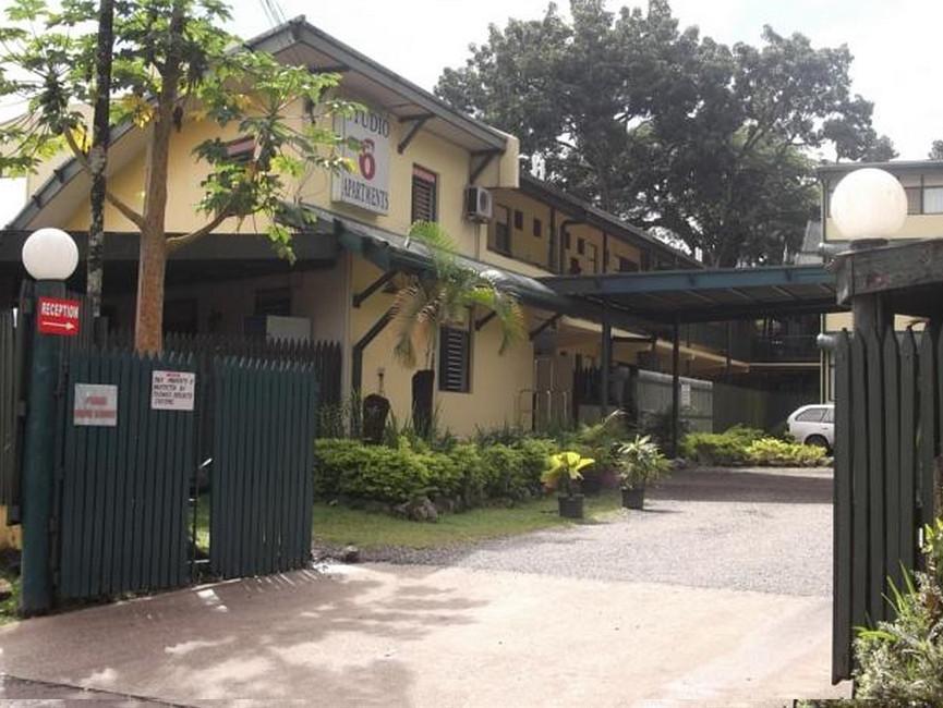 6 Hotel 2*