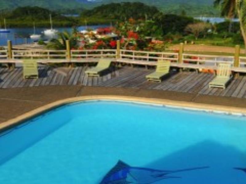Hot Springs 3* Savusavu