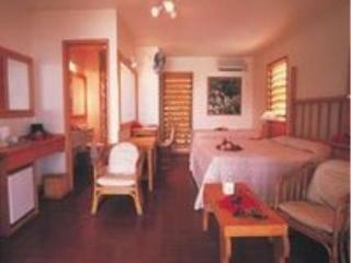 Fiji 4*