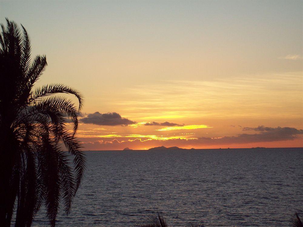 Tropic Of Capricorn Hotel