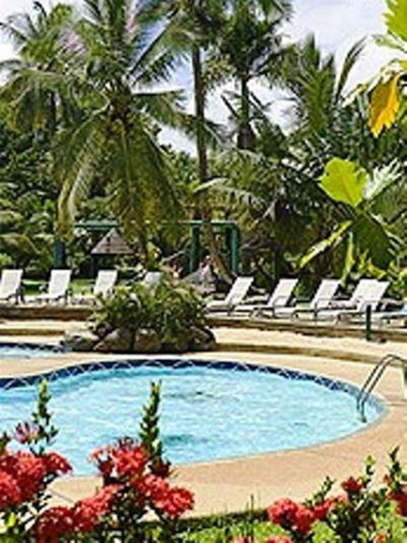 Mercure Nadi