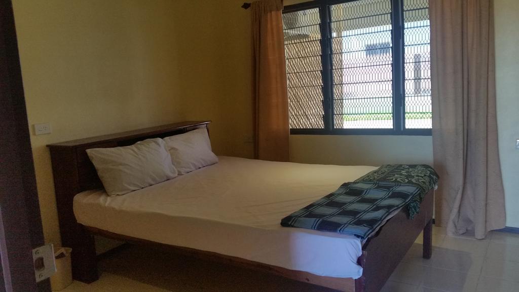 Westfield Fiji Homestay *