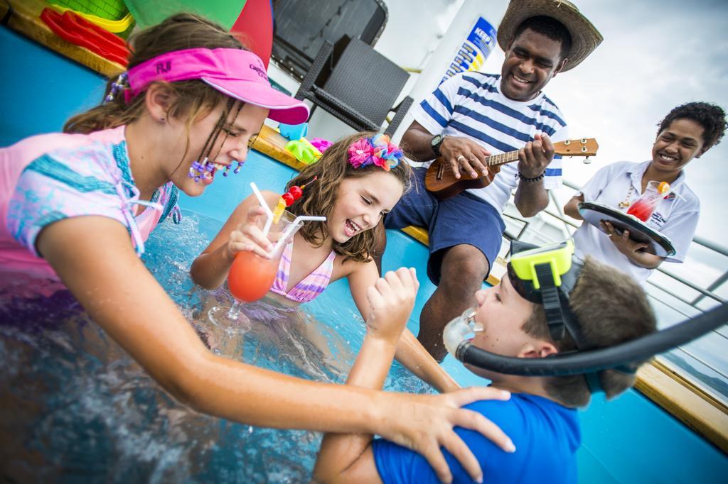 Captain Cook Cruises Fiji Denarau Island