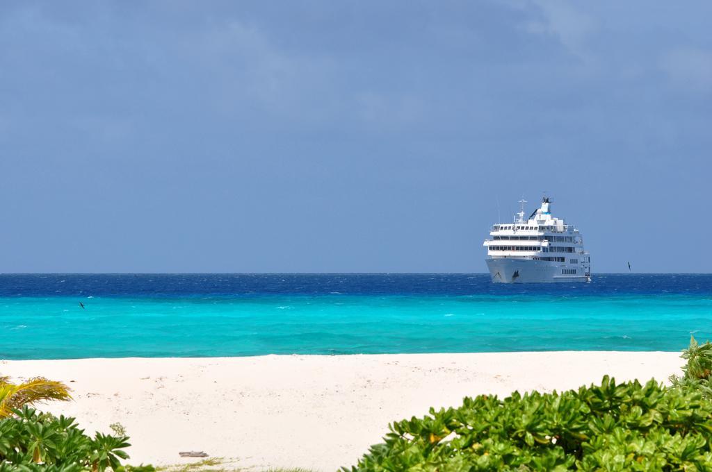 Captain Cook Cruises Fiji 4*
