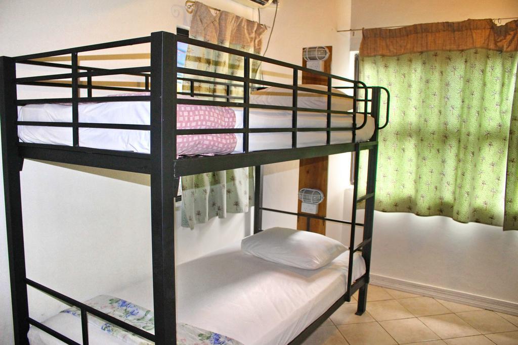 Hostel Bluewater *