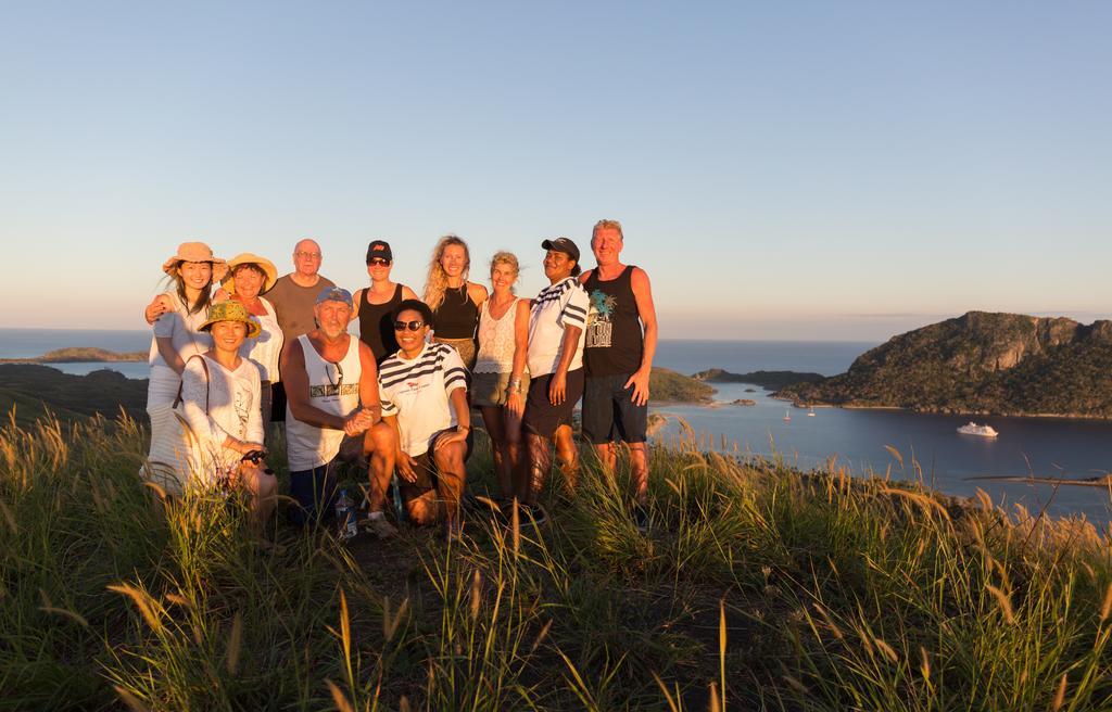Captain Cook Cruises Fiji