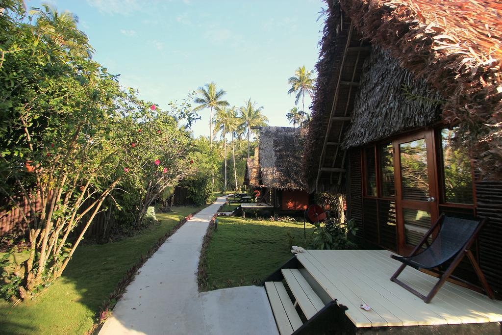 Resort Mango Bay Namatakula