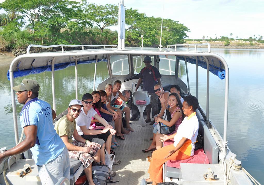 Ratu Kini Backpackers & Dive Resort Mana Island