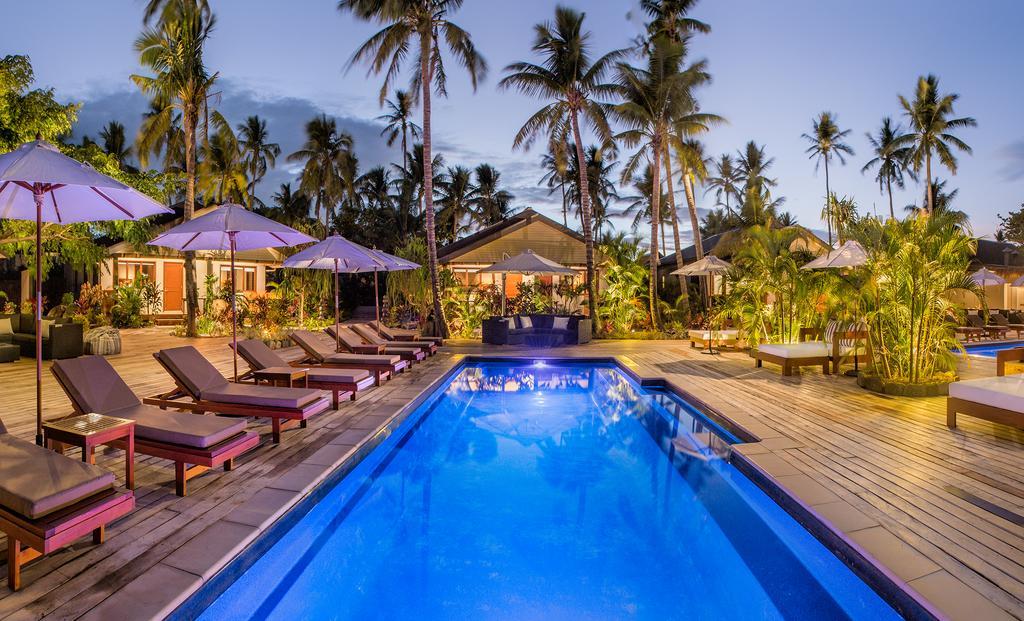 Resort Paradise Cove Naukacuvu Island