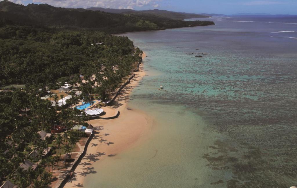 Resort Fiji Hideaway & Tangangge