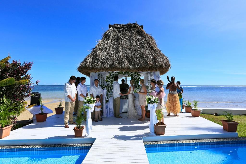 Resort Fiji Hideaway & 4*