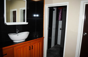Apartment Al - Minhaj Service