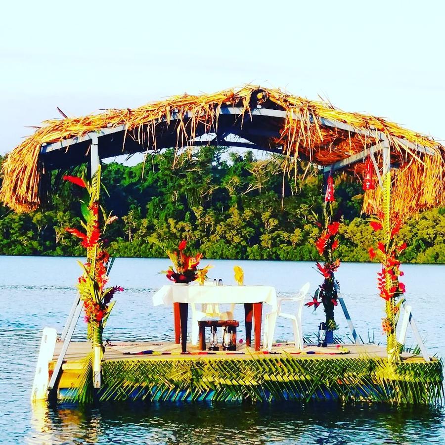 Salt Lodge *