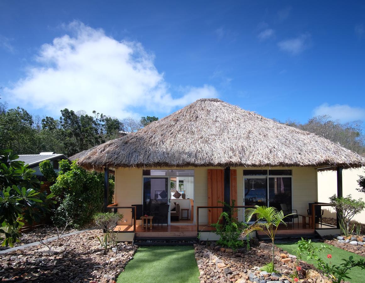Resort Island Nanuya Lailai