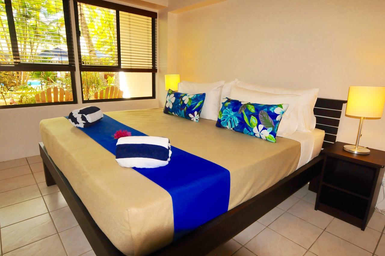 Oasis Palms 3*