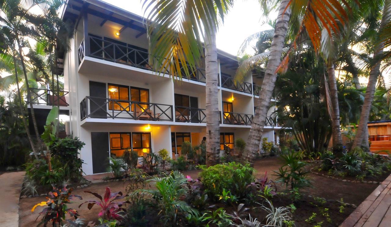 Oasis Palms Resort