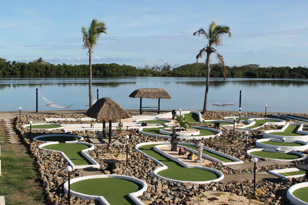 Relax Fiji Resort