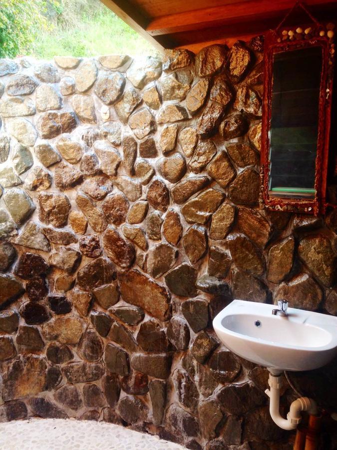 Naveria Heights Bed & Breakfast Savusavu