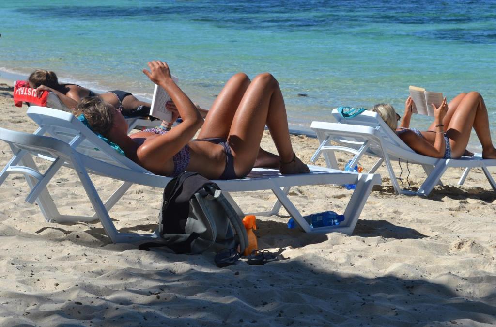 Resort Ratu Kini Backpackers & Dive