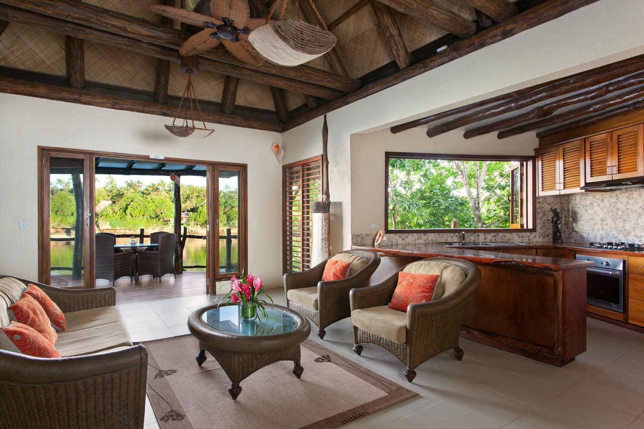 Resort Savasi Island