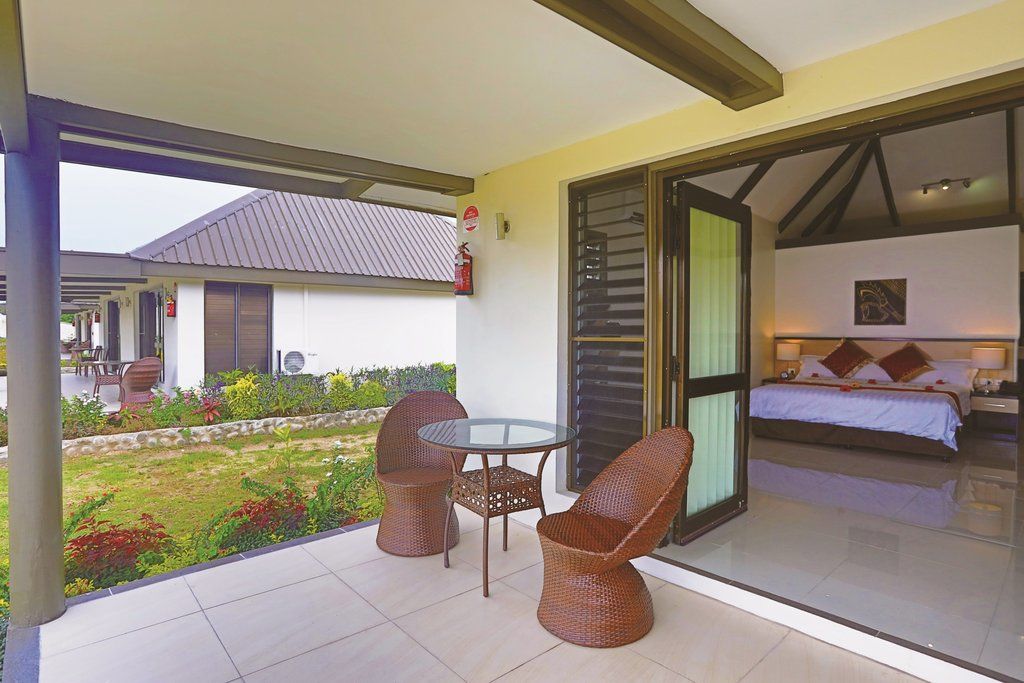 Hotel Landers Bay & Fiji 4*