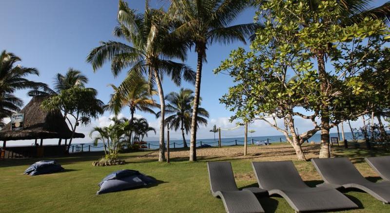 Uprising 3* Pacific Harbour