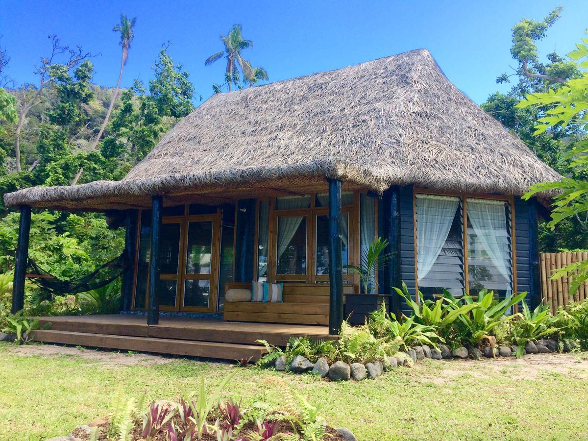 Waruka Bay Resort