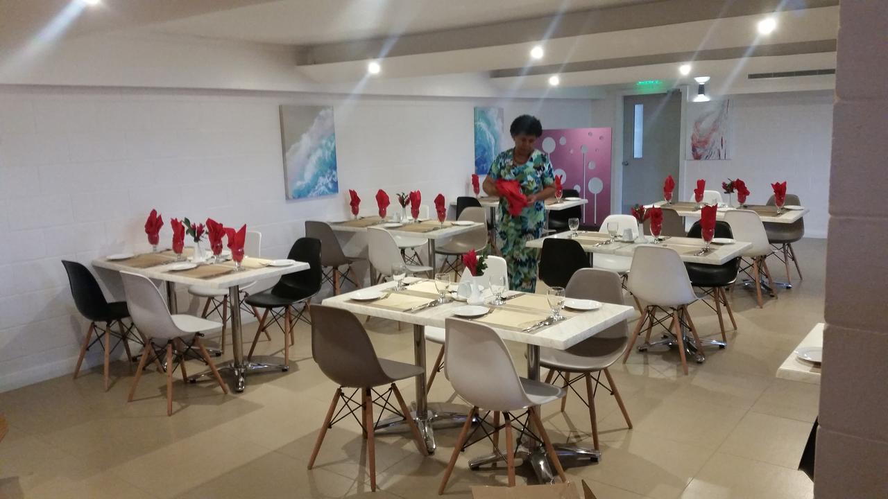 Peninsula International 3* Suva