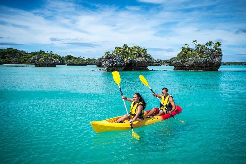 Captain Cook Cruises Fiji  4*