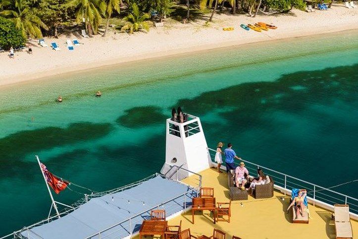 Hotel Blue Lagoon Cruises