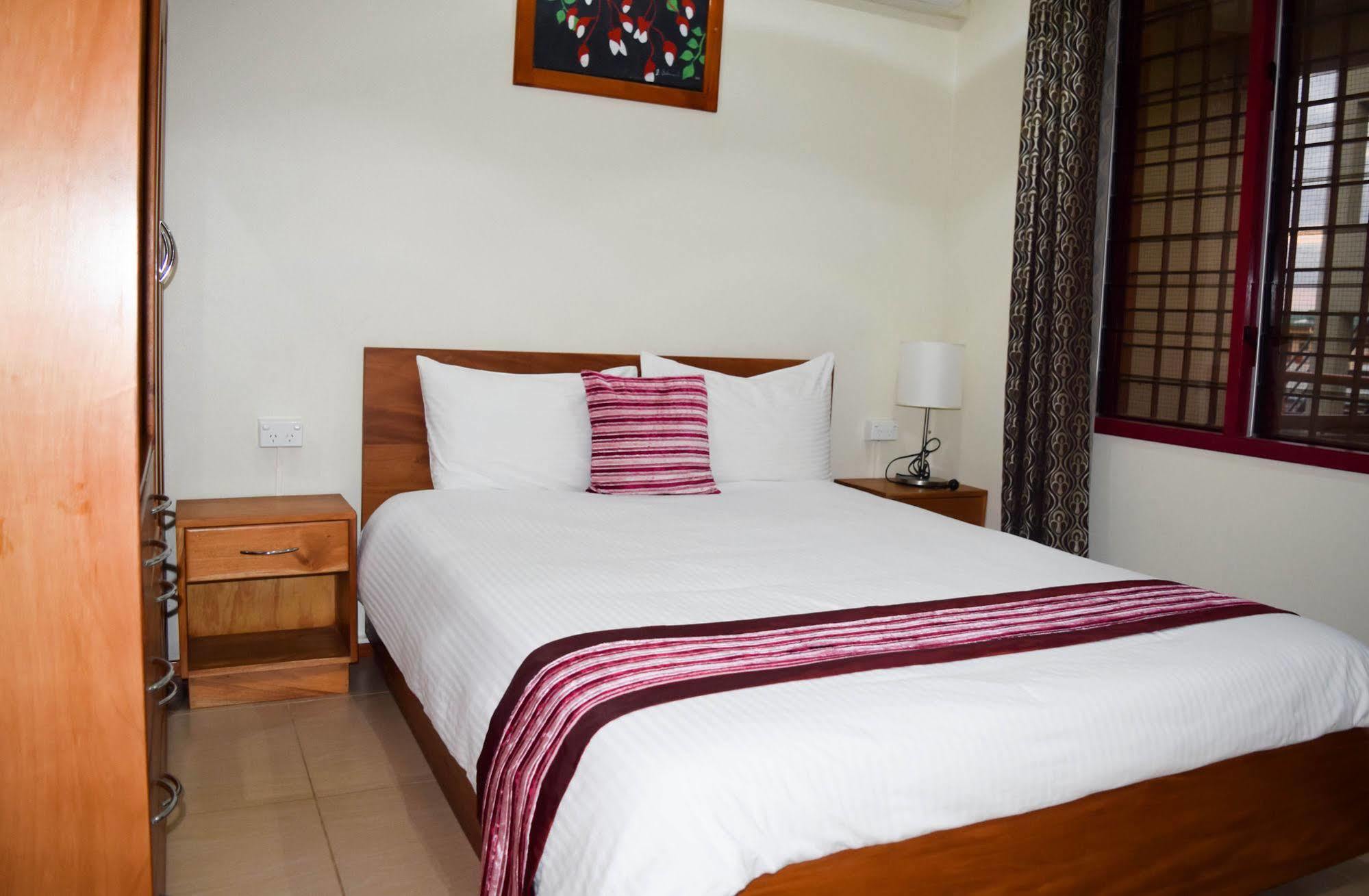 Al - Minhaj Service Apartment *