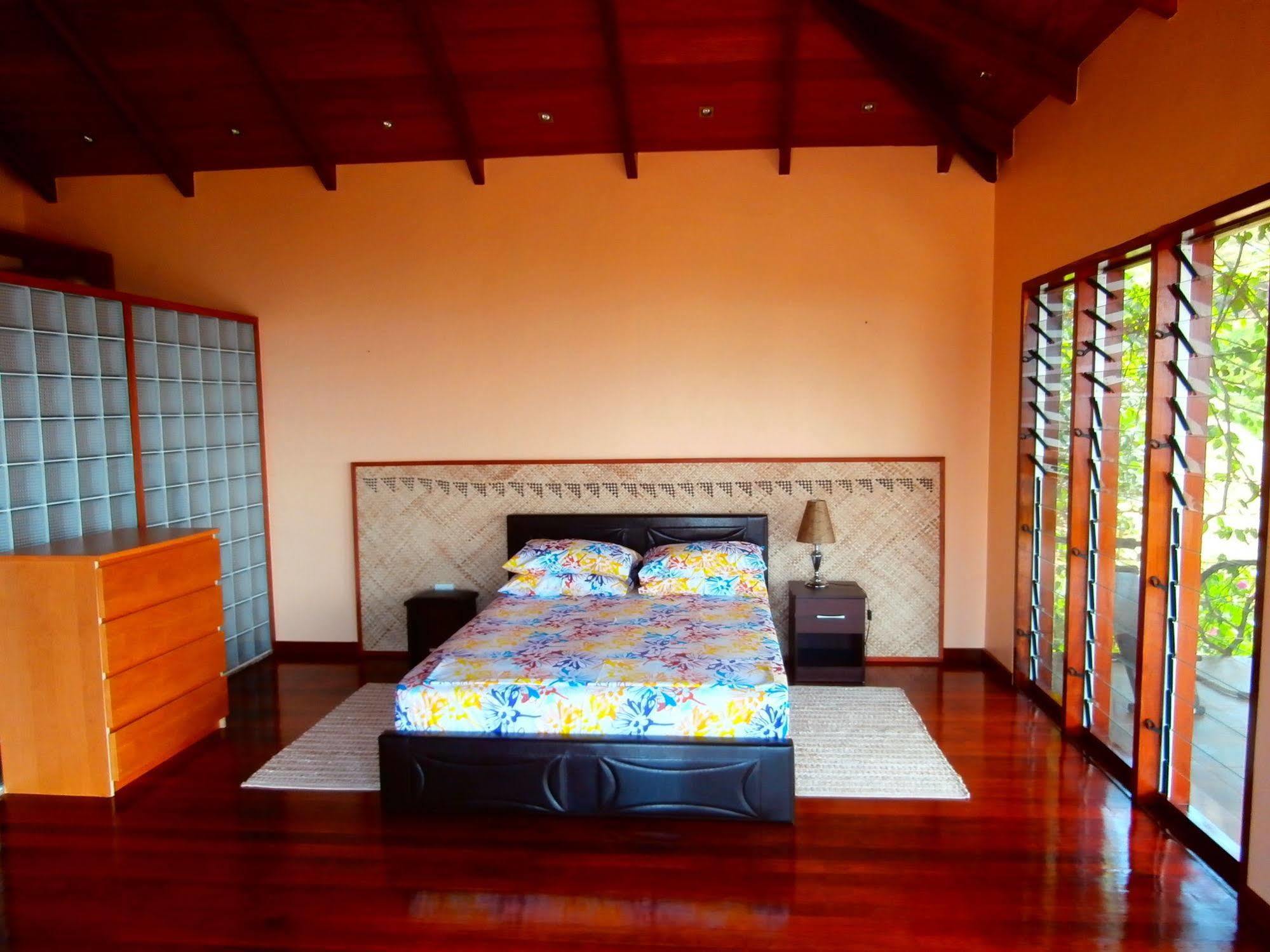 Korovesi Sunshine Apartment *