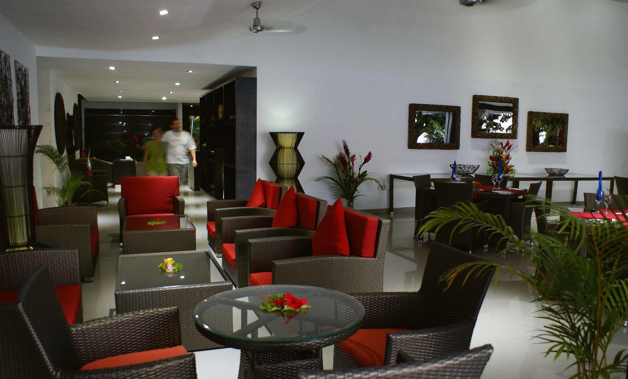 Resort Garden Island 3*