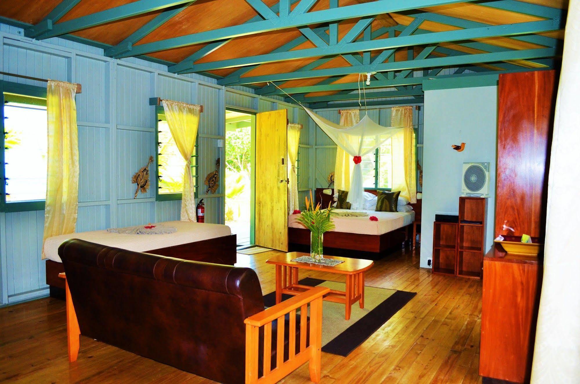 Resort Mai Dive' Astrolabe Reef Naqara