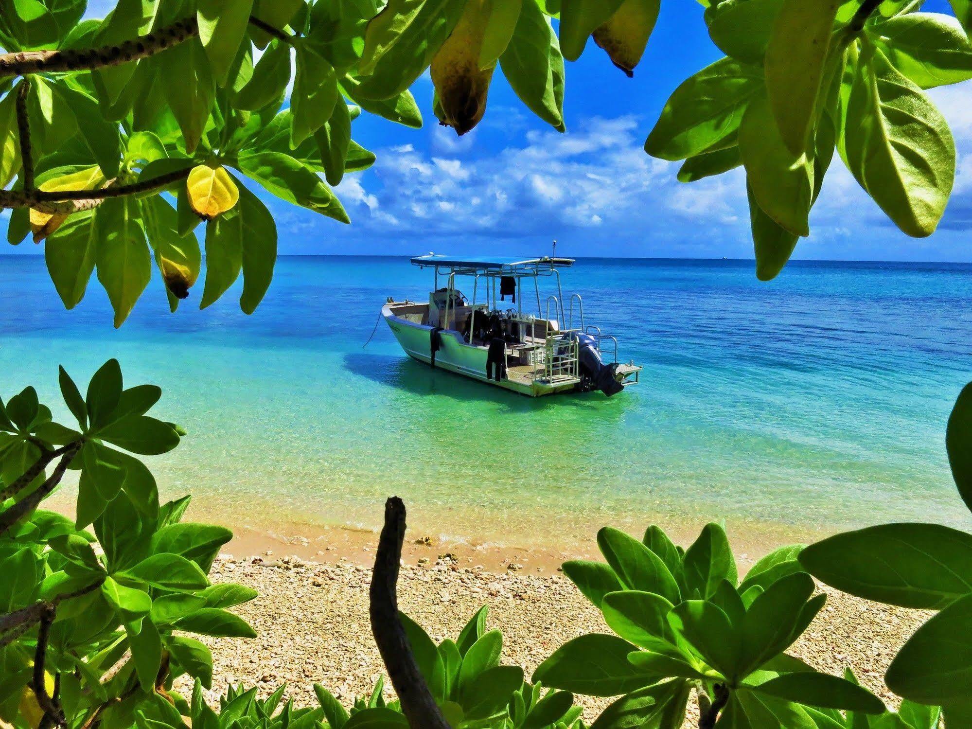 Resort Mai Dive' Astrolabe Reef Naqara
