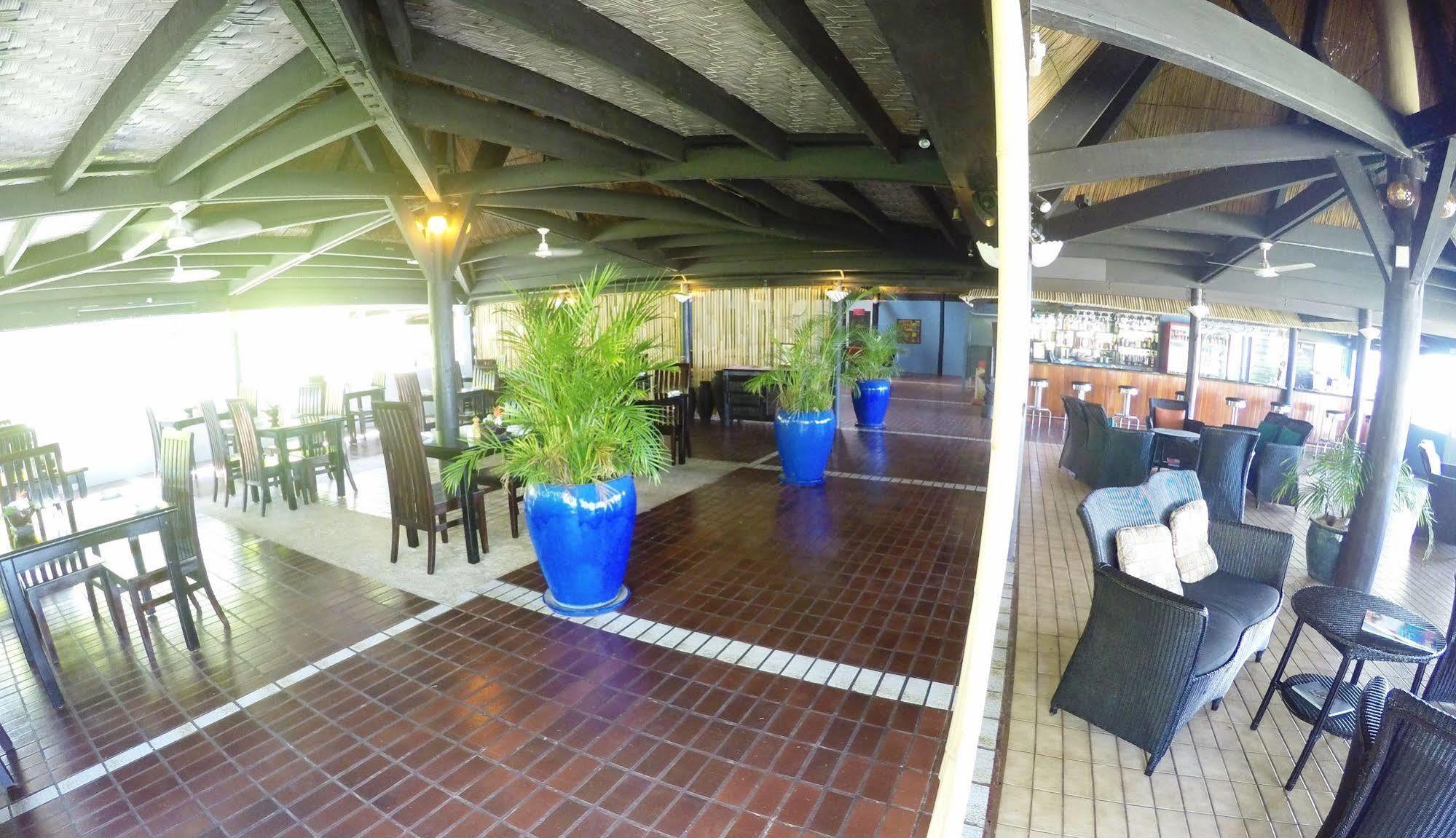 Resort Tambua Sands 4*