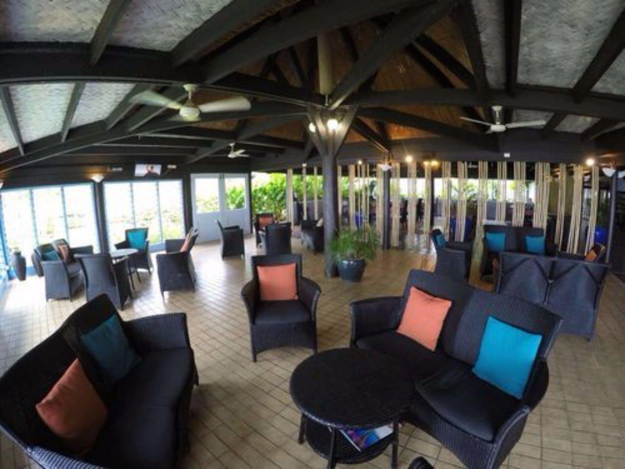 Resort Tambua Sands