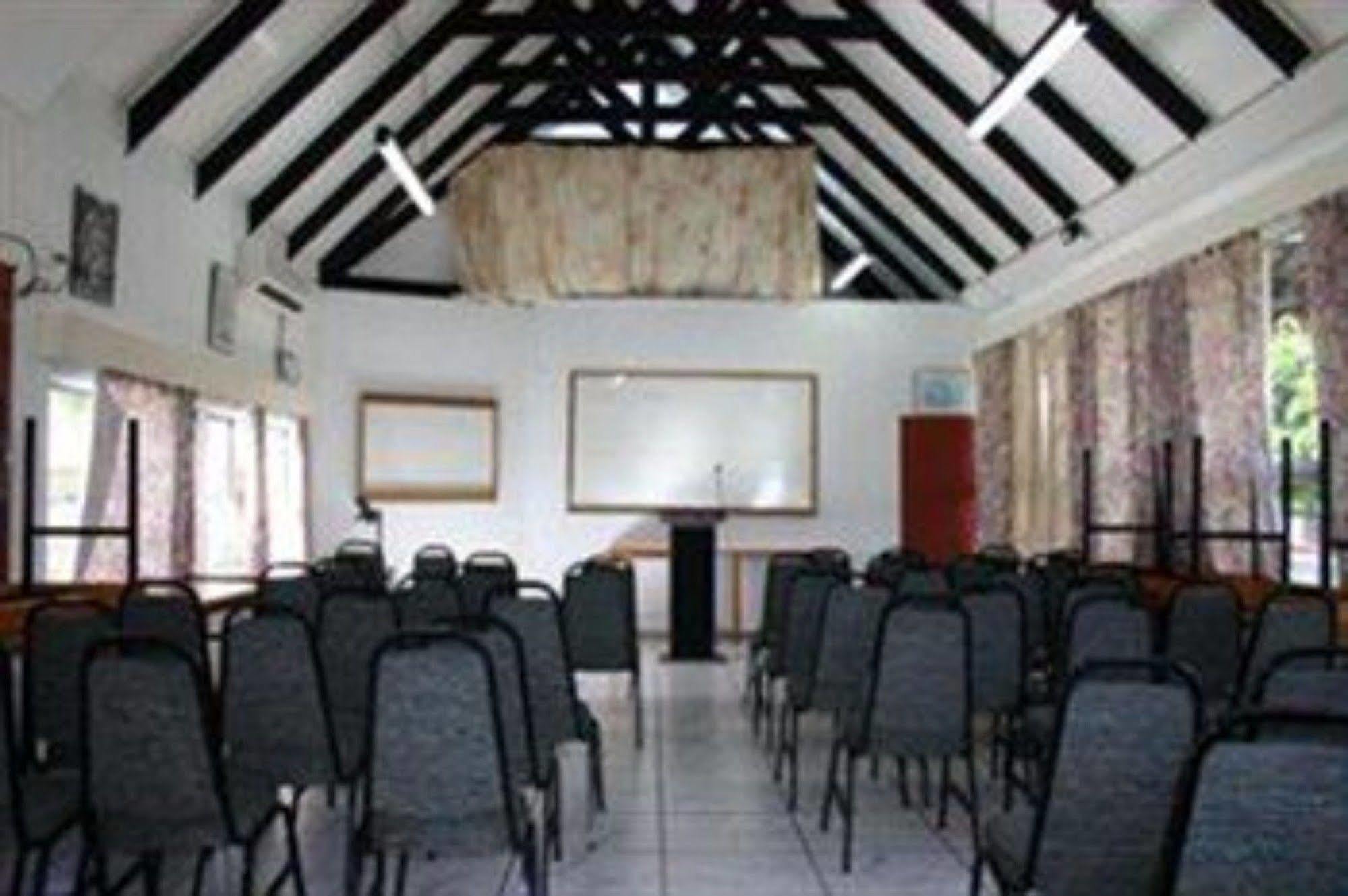 Capricorn Aparthotel