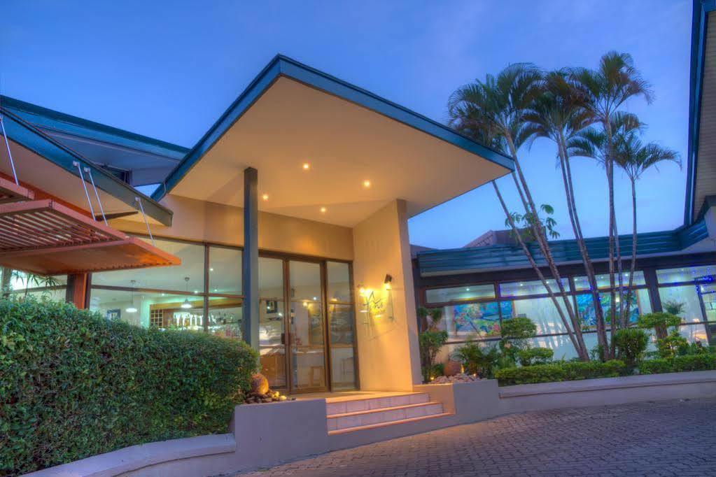 Tanoa Waterfront 4*