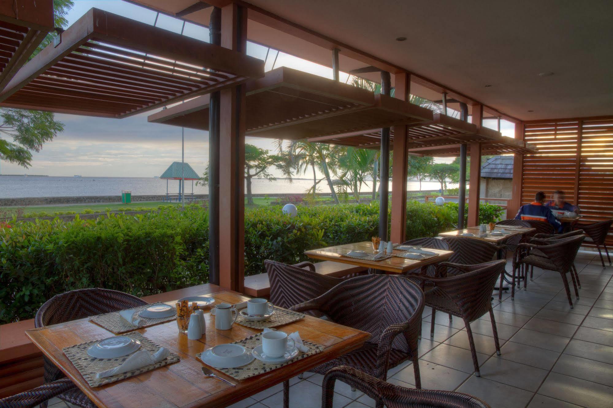Tanoa Waterfront 4* Lautoka