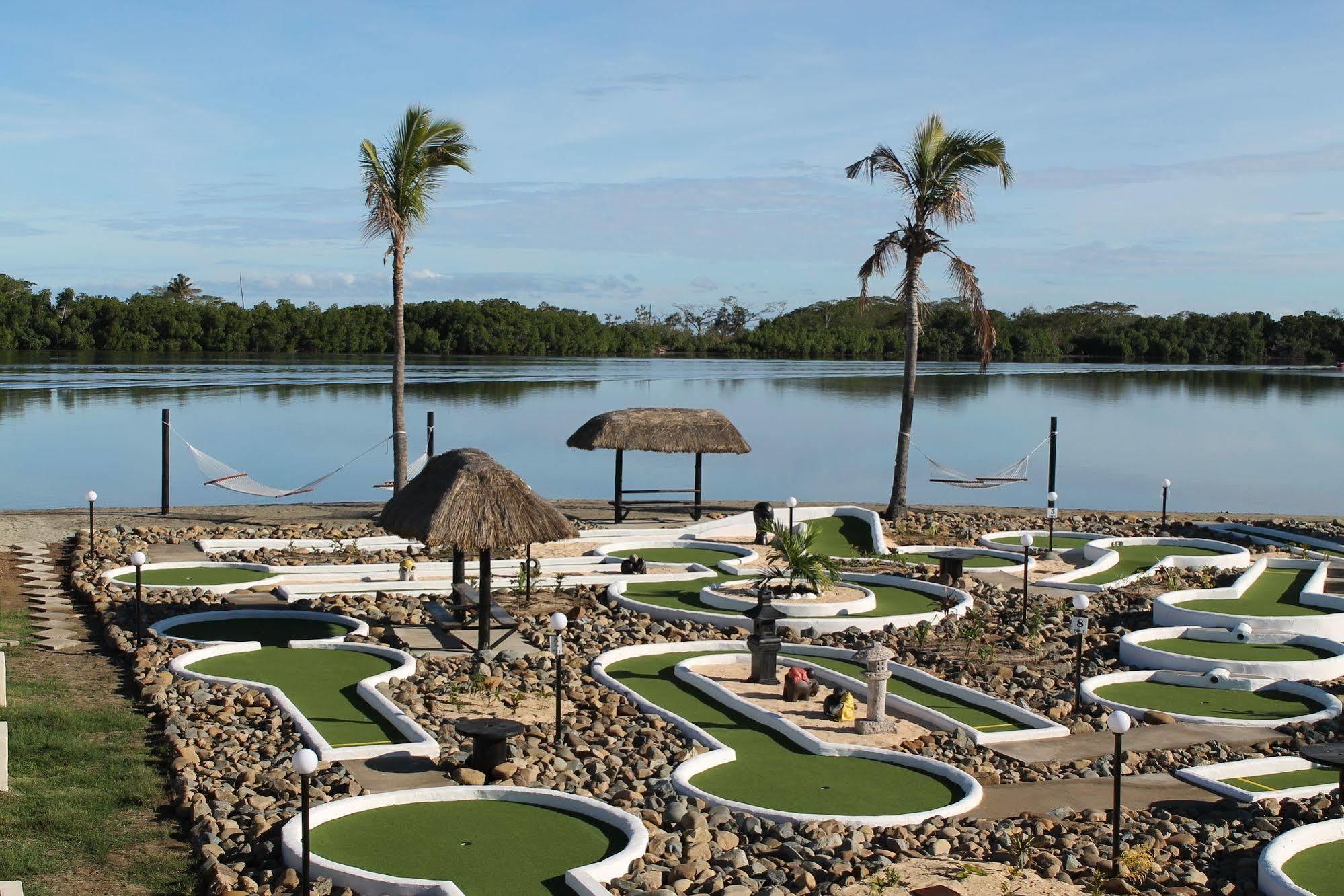 Relax Fiji 3* Nadi